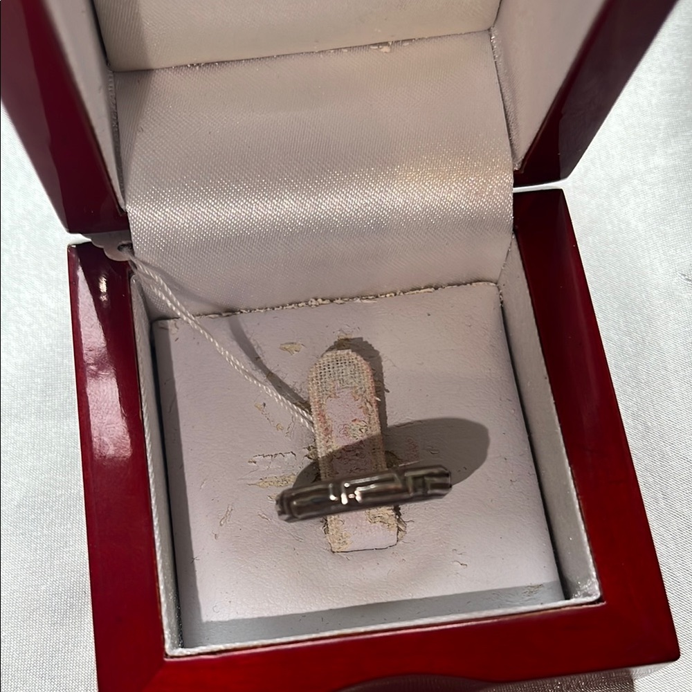 Stylish Silver Band in Red Display Box
